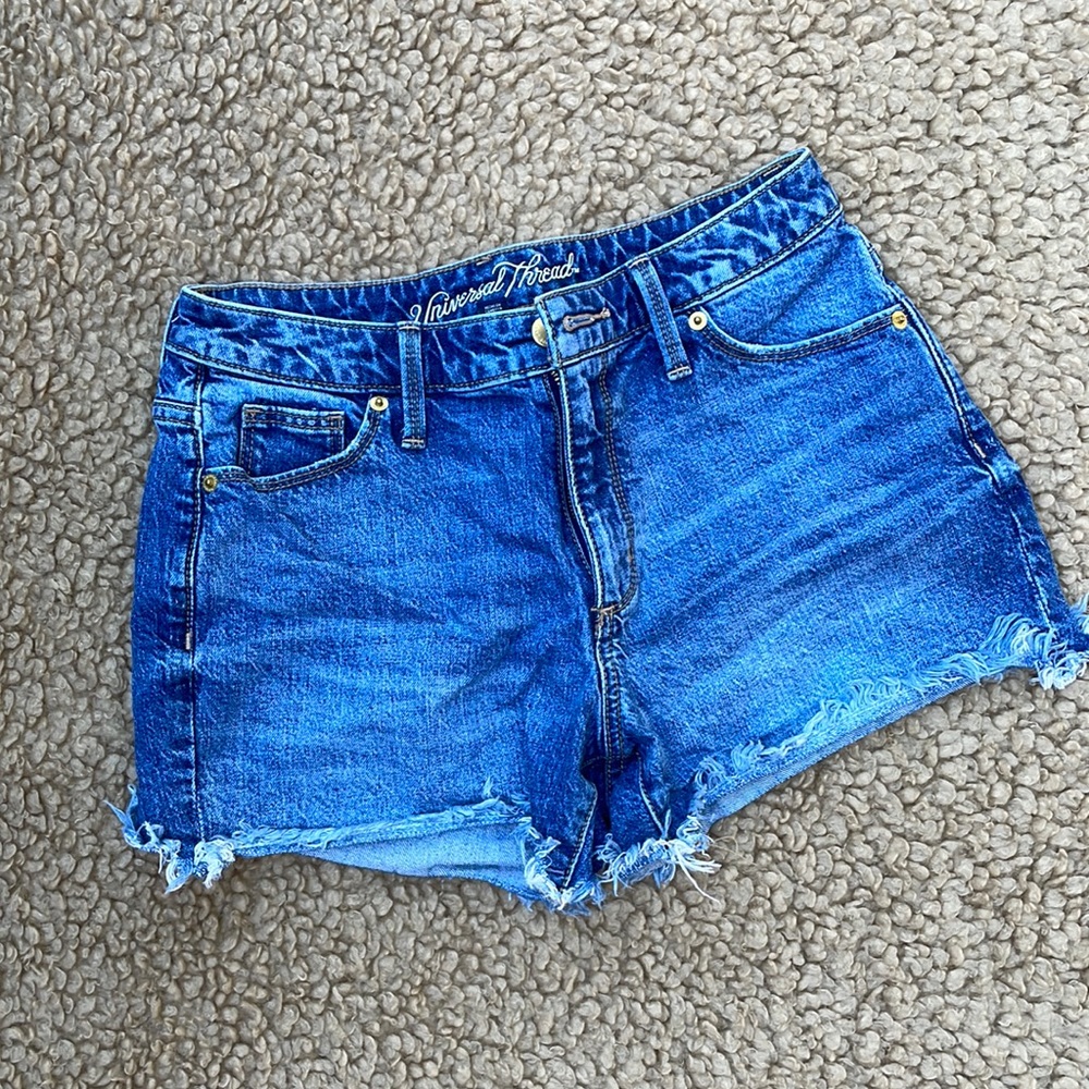 Universal Thread Mid Rise Jean Shorts, Size 2